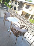 Hibiscus Suites And Residences
