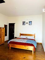 Way Wood Wind Lodge