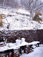 Way Wood Wind Lodge