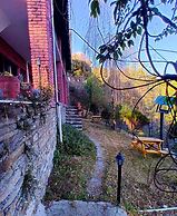 Way Wood Wind Lodge