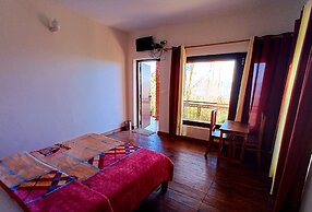 Way Wood Wind Lodge