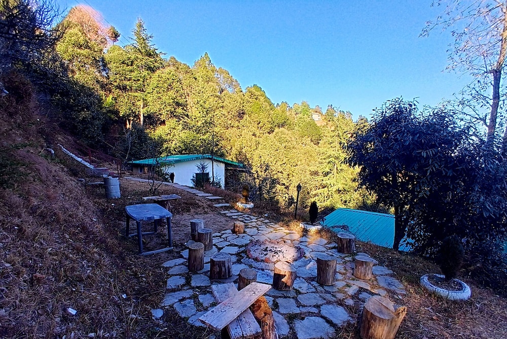 Way Wood Wind Lodge
