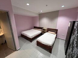 M STRAITS HOTEL