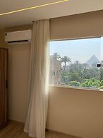 Night Pyramids Inn
