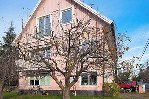 The Pink House