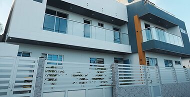 Saphire Apartments