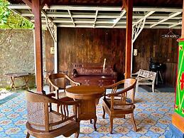 Puri Sidikan Inn