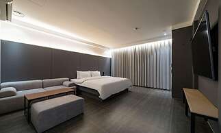 HOTEL THE ART UIWANG
