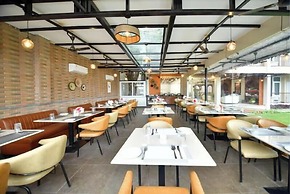 Hotel Aviral Ganga