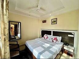 Hotel Anuj Regency