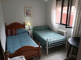 Room-private Double Room in Toledo