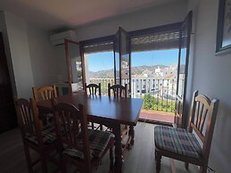 Cd-2063 Three Bedroom With Roof Terrace