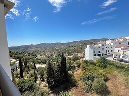 Cd-2063 Three Bedroom With Roof Terrace