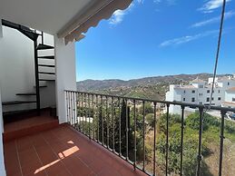 Cd-2063 Three Bedroom With Roof Terrace