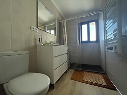Cd-2063 Three Bedroom With Roof Terrace