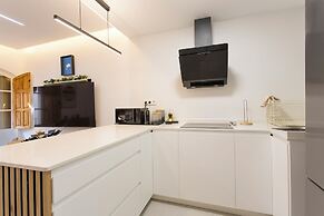 Magic Stay in Granada With Private Parking