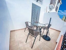Modern Two Bedroom Apartment With Pool