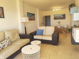 Charming Three Bedrooms Apartment With Seaview