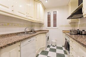 Comfort and Beauty With Parking Space Included