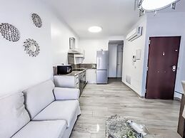 Cd-1382 Two Bedroom Apartment With Terrace