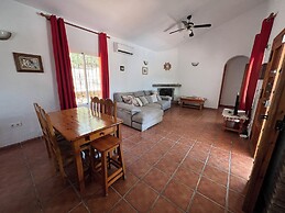 Cd-1383 Three Bedroom Villa With Pool