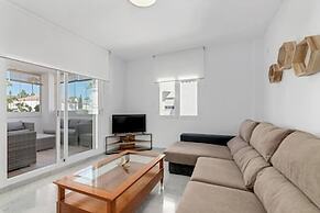Family Beach Apartment With Pool
