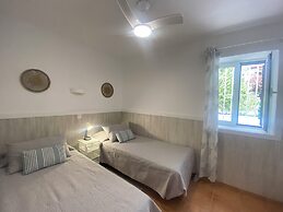 Modern Duplex Apartment Near Swimming Pool