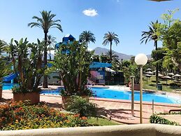 Apt In Benal Beach Resort, Wifi, 100m From Beach