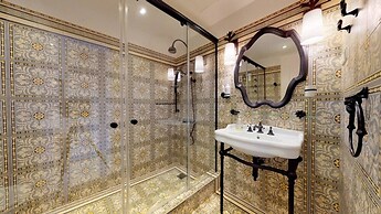 Magnificent Duplex Penthouse in Puerto Banus