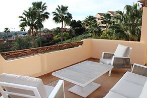 Beautiful Flat Near Golf Courses With sea Views