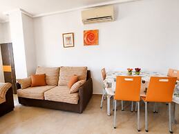 Apt Near Center & Port