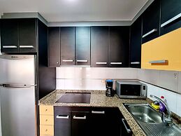 Apt Near Center & Port