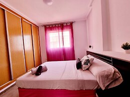 Apt Near Center & Port