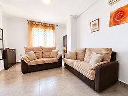 Apt Near Center & Port