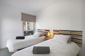 Beautiful Duplex Facing The Beach