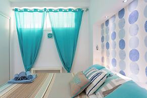 Oceanfront Condo in Playa las Americas With Sea Views