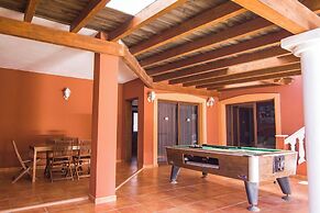 Luxury Villa 
