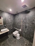 The Royal Era Hotel