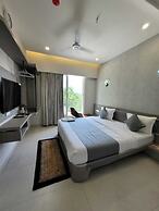 The Royal Era Hotel