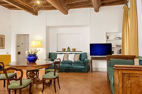 Cartari Deluxe Apartment