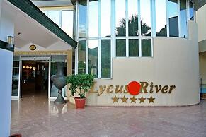Lycus River Thermal Hotel