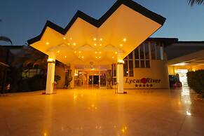 Lycus River Thermal Hotel