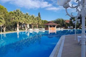 Lycus River Thermal Hotel