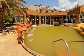 Lycus River Thermal Hotel