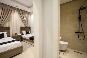 Luxurious Two Bedroom Apartment Al malqa