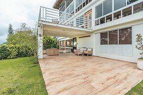 Mountain Views 11br 20 People Jarabacoa