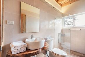 Mountain Views 11br 20 People Jarabacoa