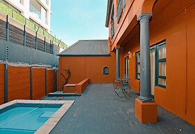 Albatross Guest house