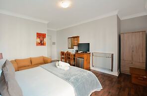 Albatross Guest house
