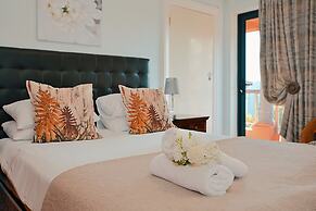 Albatross Guest house